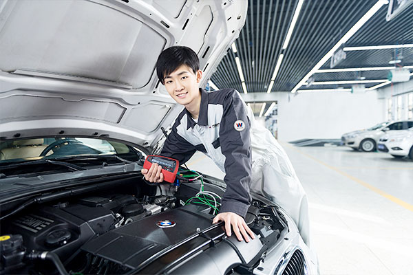 万通诚邀广大学子到校参观考察 (1)